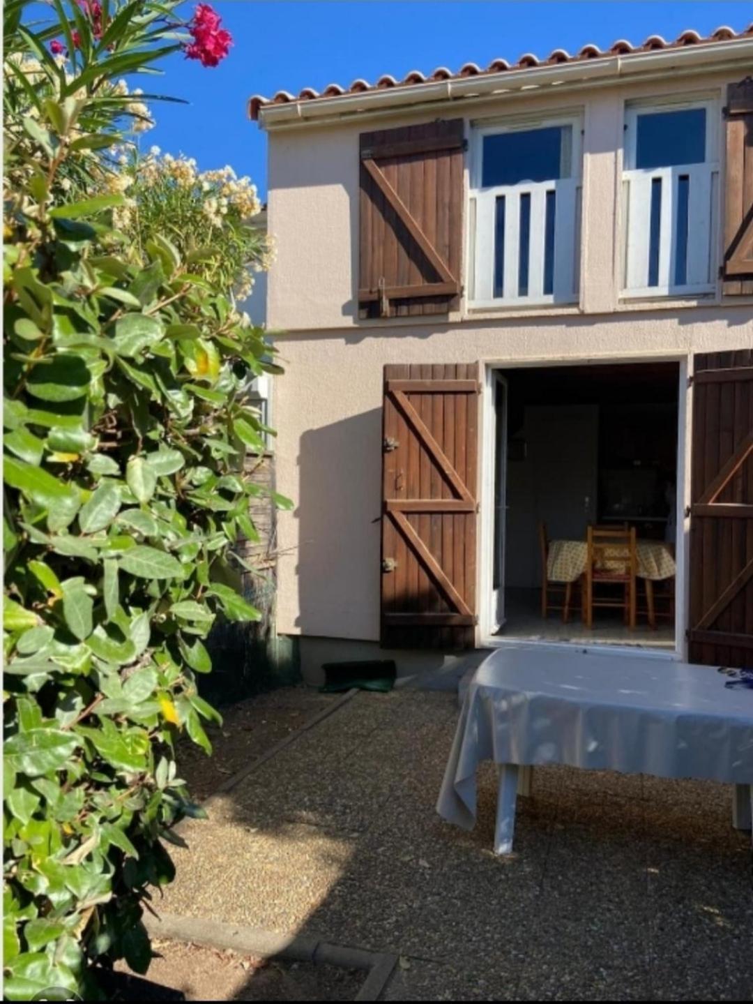 Maison Totalement Renovee A Marseillan - 6 Couchages - Pres De L'Etant De Thau Esterno foto